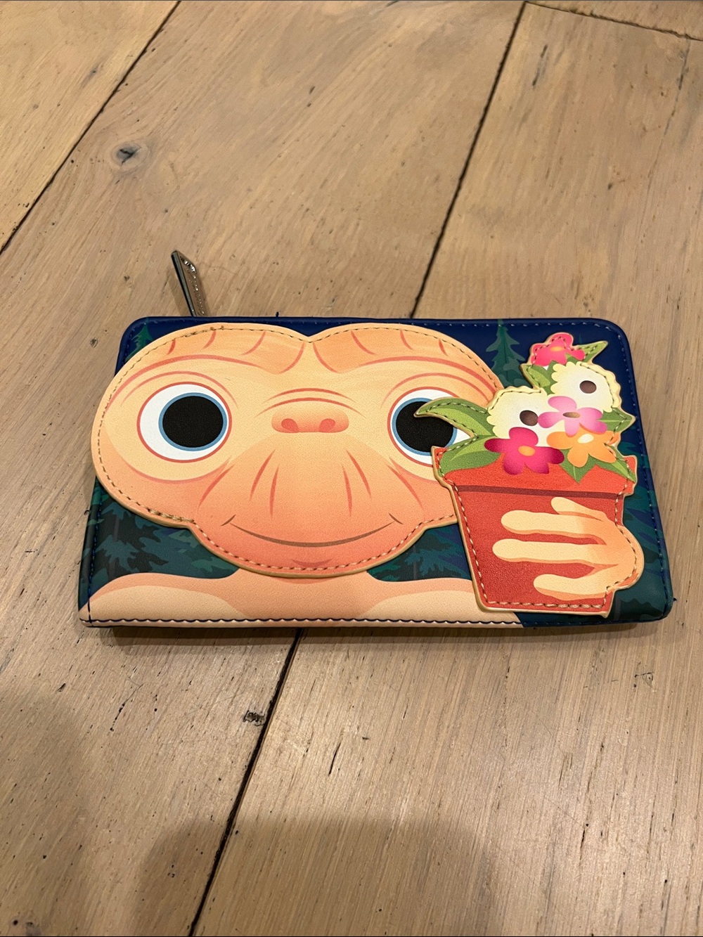 Loungefly E.T.  Blue Novelty Zip Wallet with Flower Pot